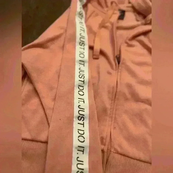 Nike Jacket Womens Small Pink Spell Out Swoosh Sweater Pullover Hooded Casual - Picture 4 of 7